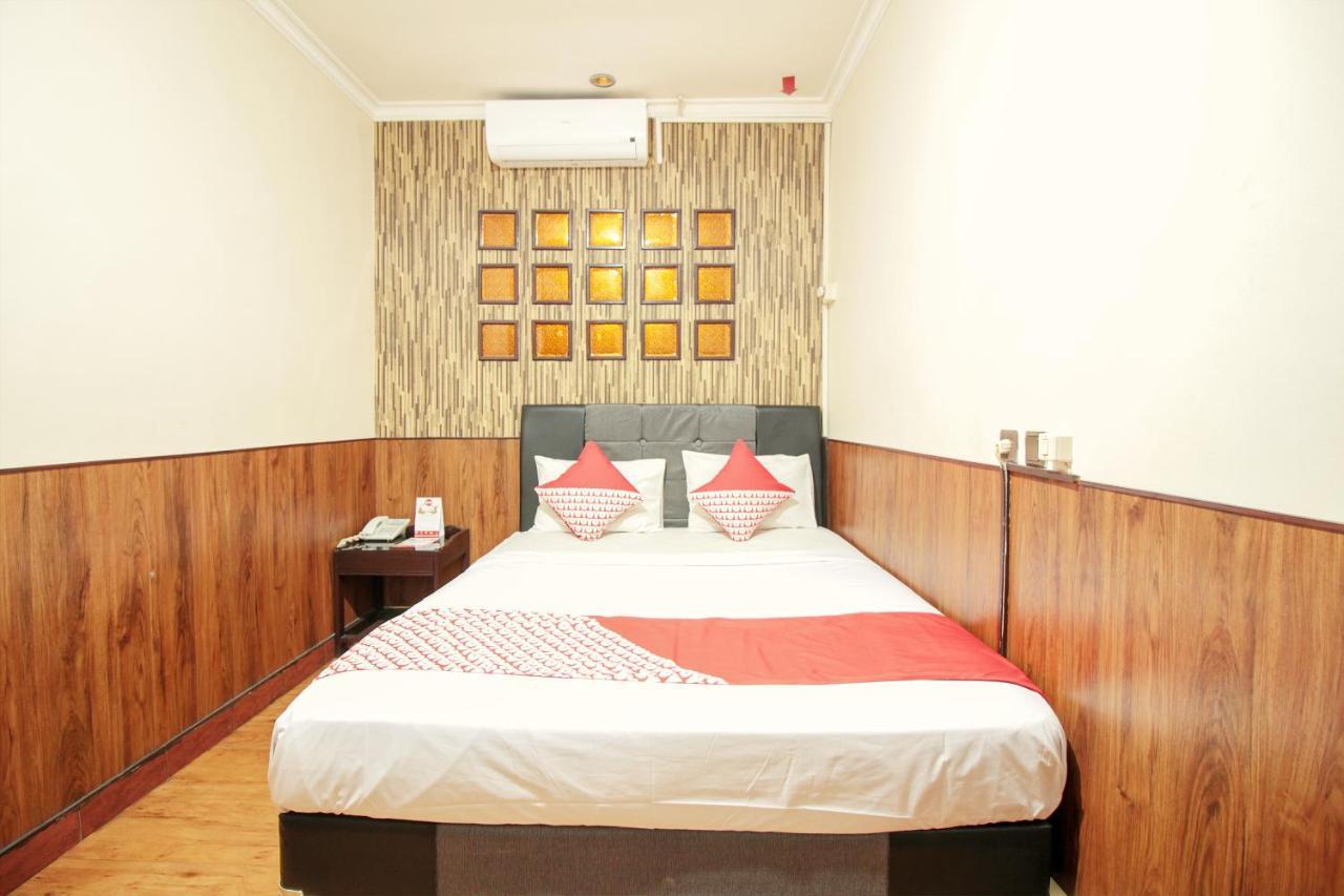 Vaccinated Staff - Oyo 352 Homestay Sabang Bandung Eksteriør billede