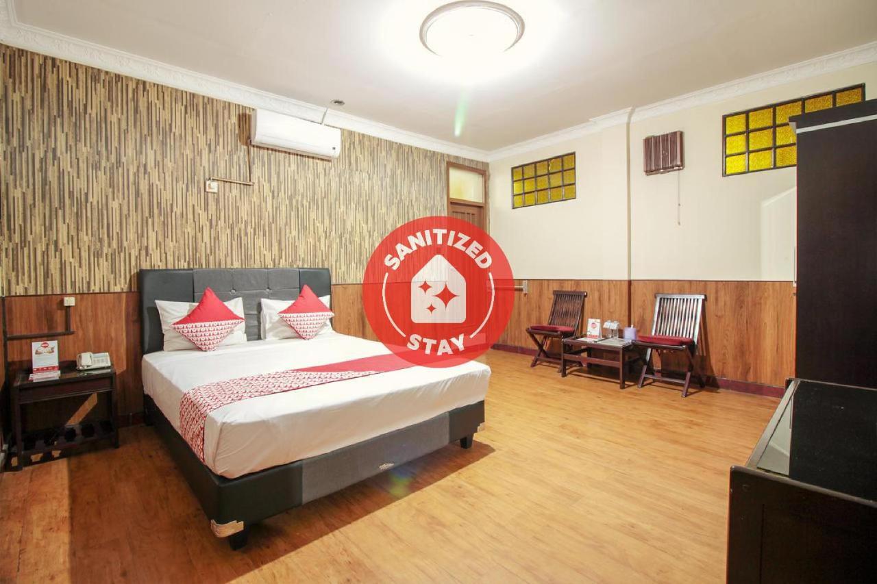 Vaccinated Staff - Oyo 352 Homestay Sabang Bandung Eksteriør billede